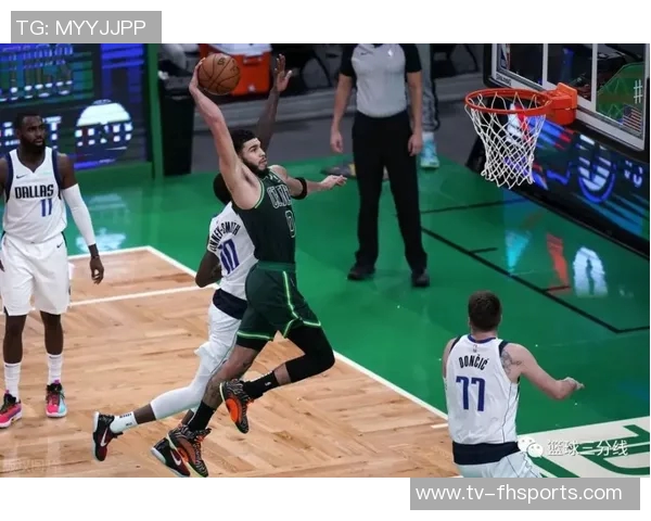 KD称约基奇传球能力超群其他球员无视篮筐也愿意传球