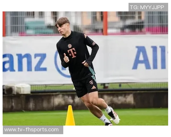 拜仁赞赏孔帕尼青训理念首发阵容中三分之一为青训球员